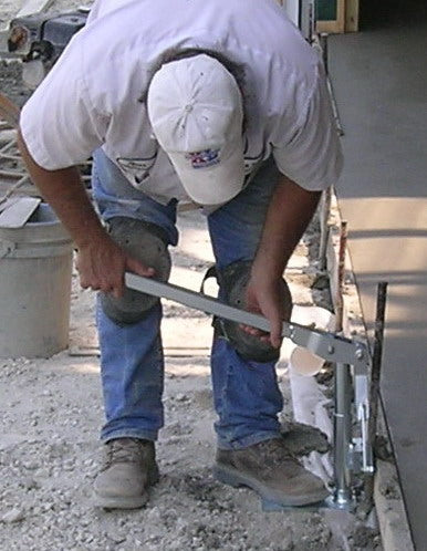 JackJaw® 100 Stake Puller